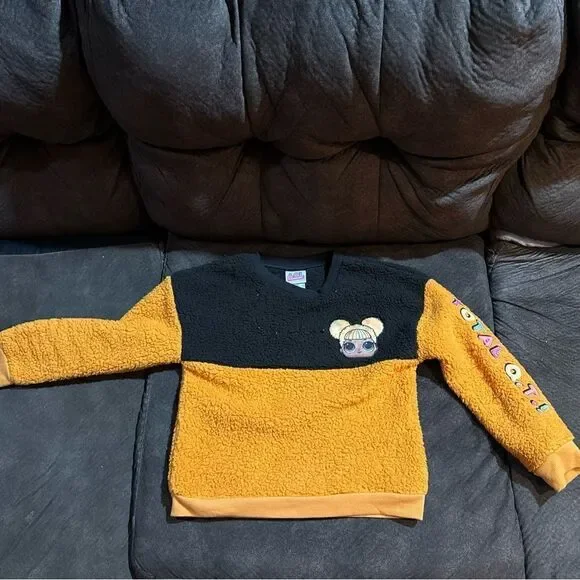 L.O.L. Surprise! Fuzzy Sweater girl medium size, LOL Pullover Knit, Long Sleeve - Picture 1 of 5